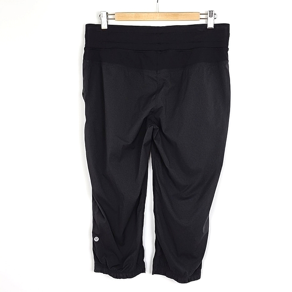 Lululemon Black Dance Studio Crop II Pants Unlined Lightweight Stretch Size 10 - Picture 3 of 12